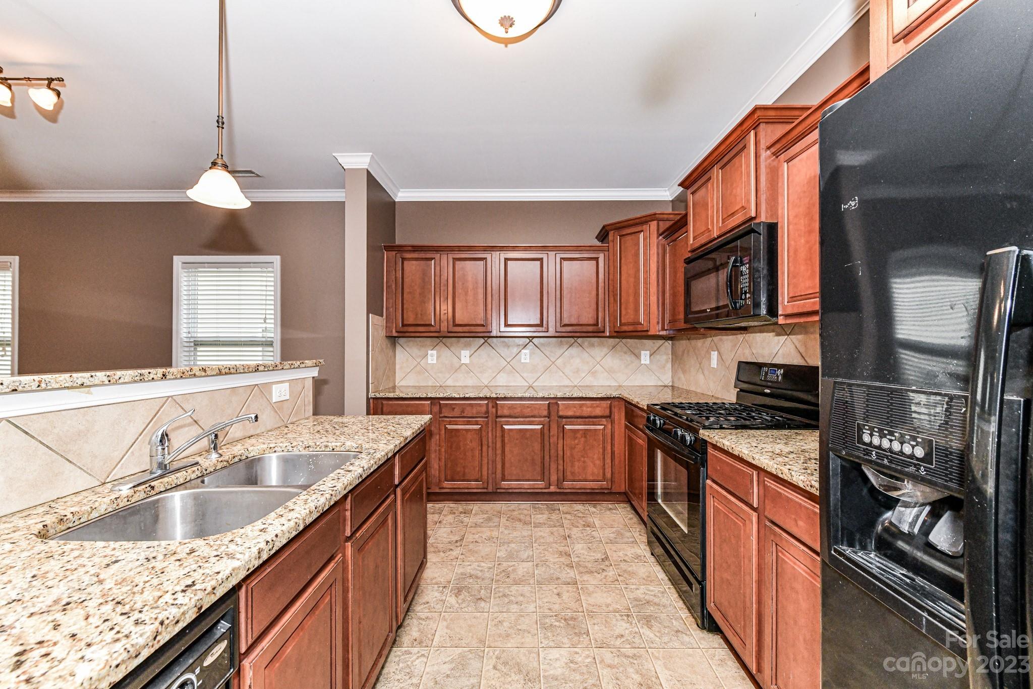 Seven Oaks - Residential