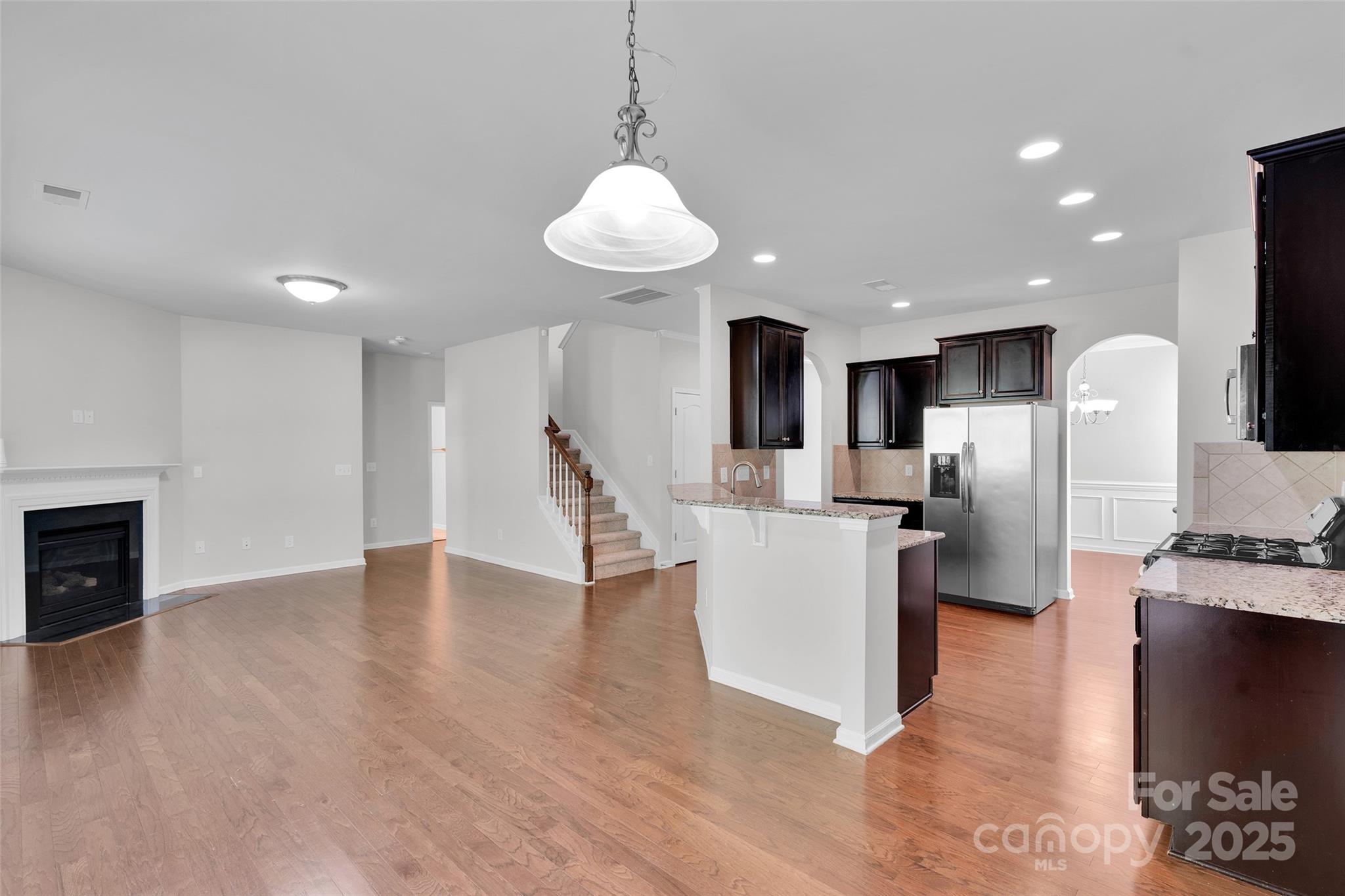 Almond Glen - Residential