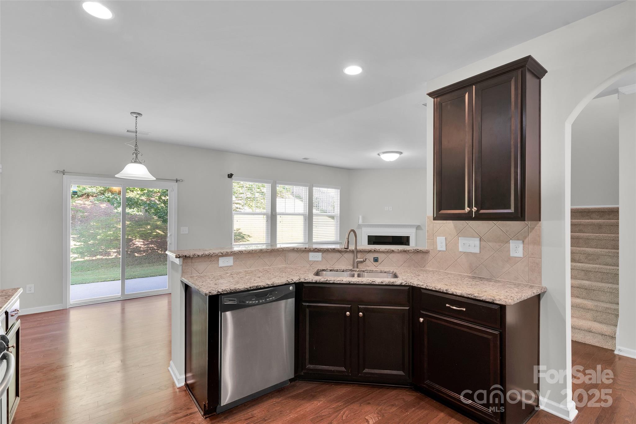 Almond Glen - Residential