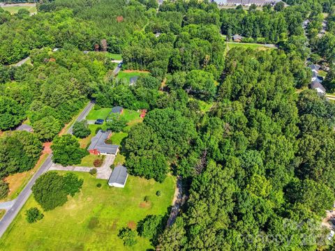 Photo of 0 Woodhaven Lane, Indian Trail, NC 28079 (MLS # 4398057)