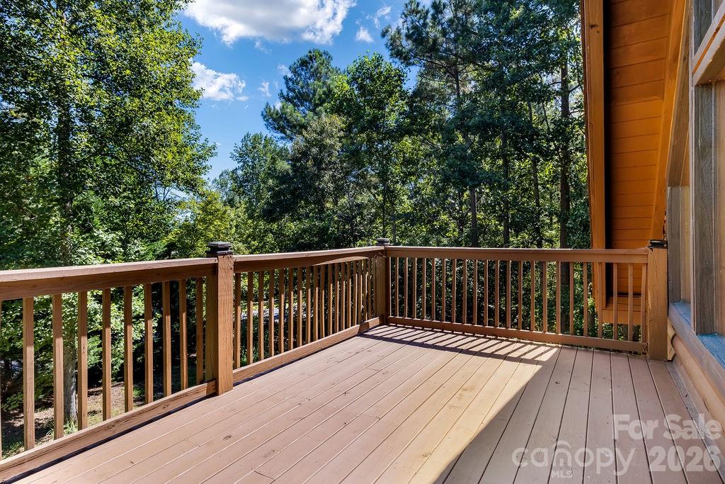 447 Hidden Lake Parkway