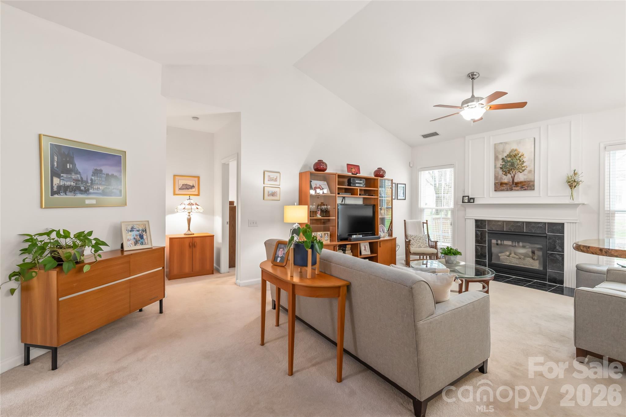 6016 Creekview Court