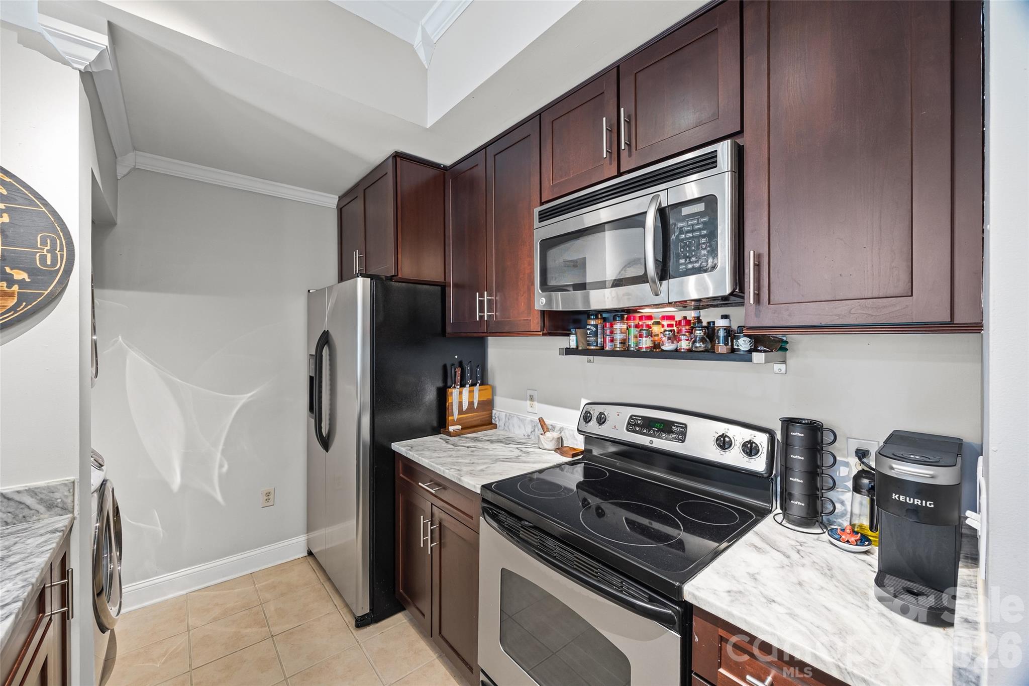 Fifth and Poplar - Residential