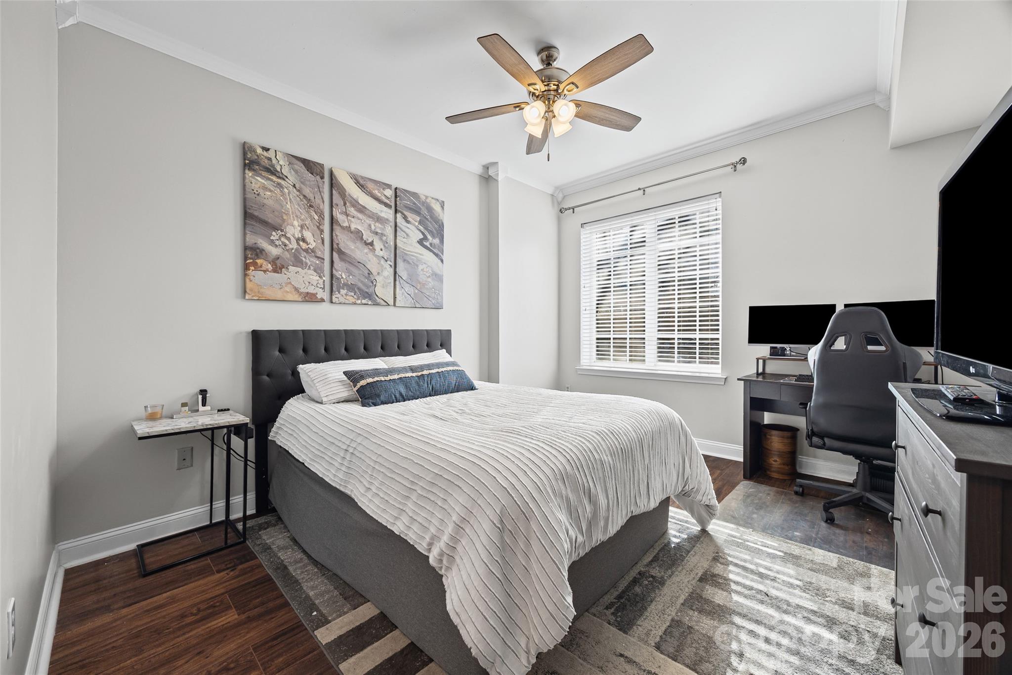 Fifth and Poplar - Residential