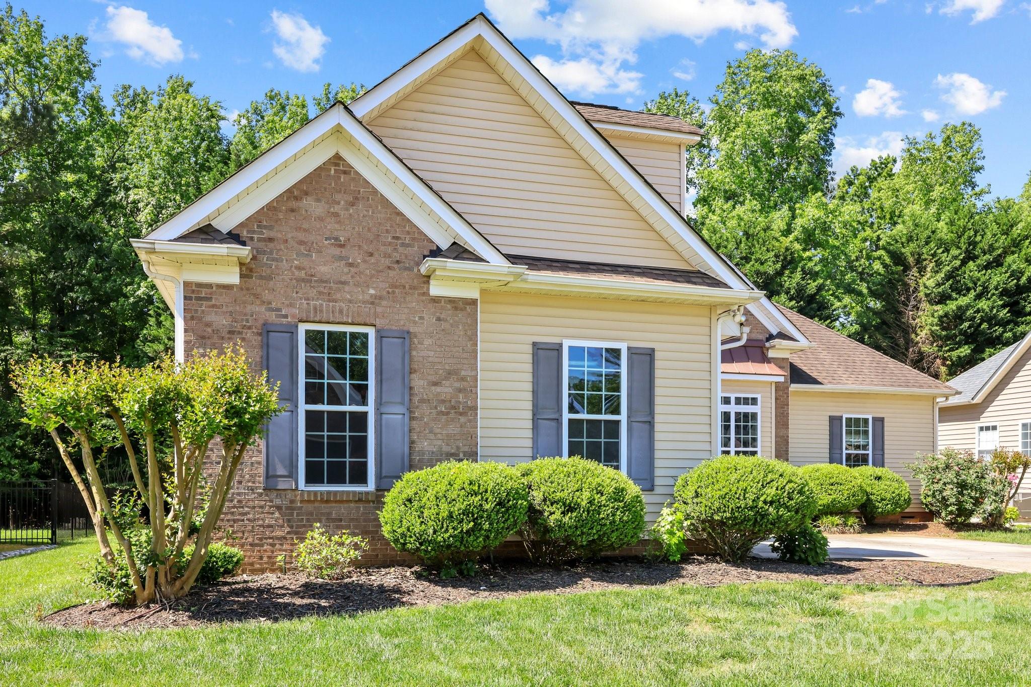 Seven Oaks - Residential