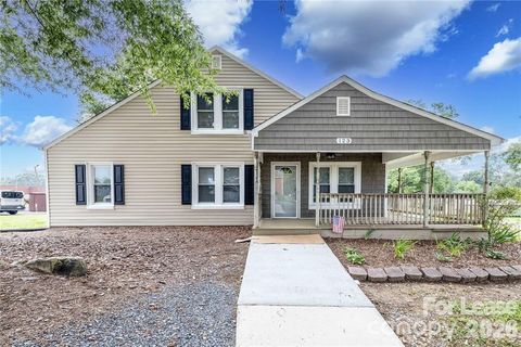 Photo of 123 E 2nd Street, Oakboro, NC 28129 (MLS # 4374078)