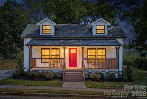 Photo of 203 Lee Street, Fort Mill, SC 29715 (MLS # 4353922)