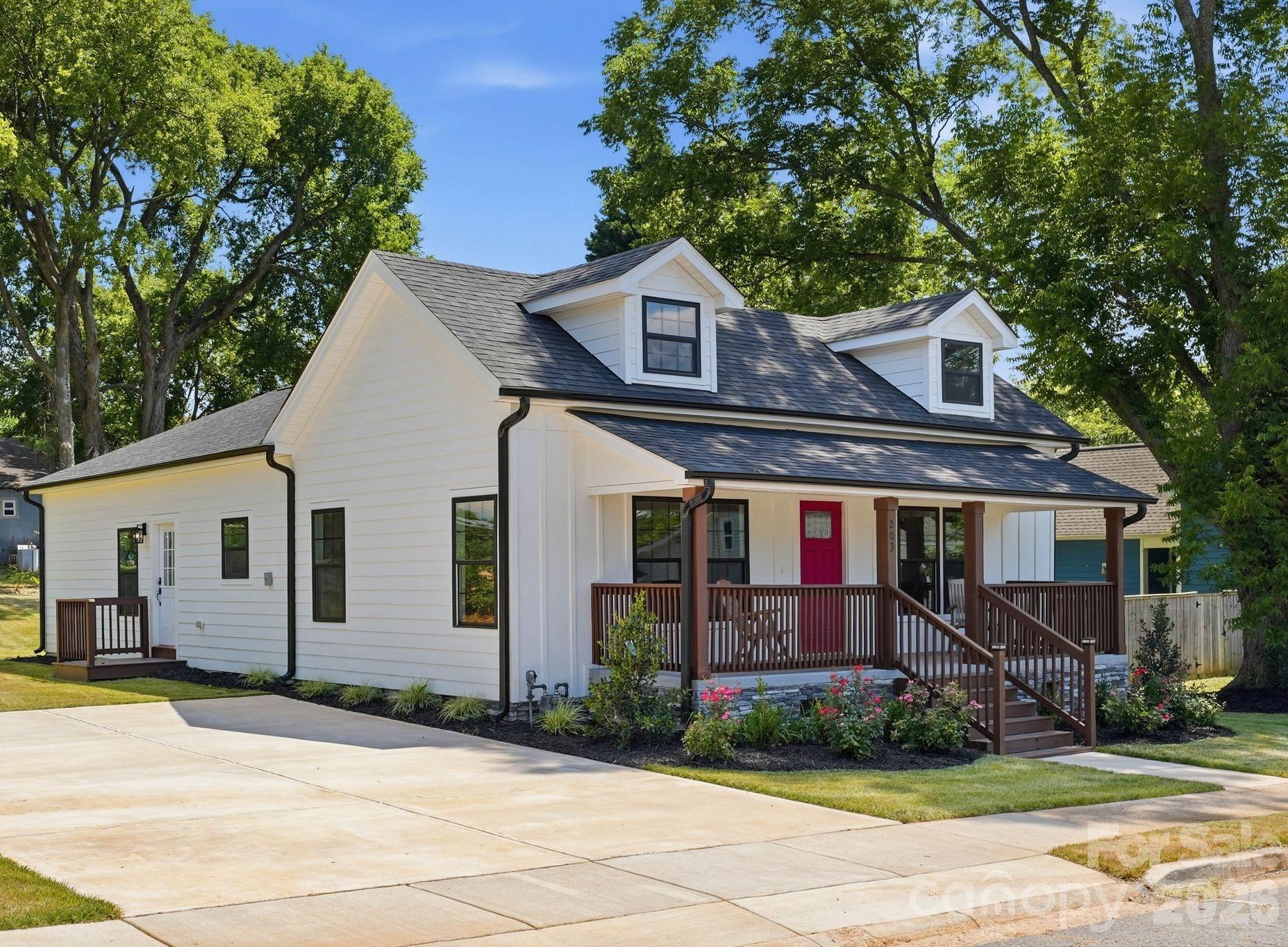 203 Lee Street