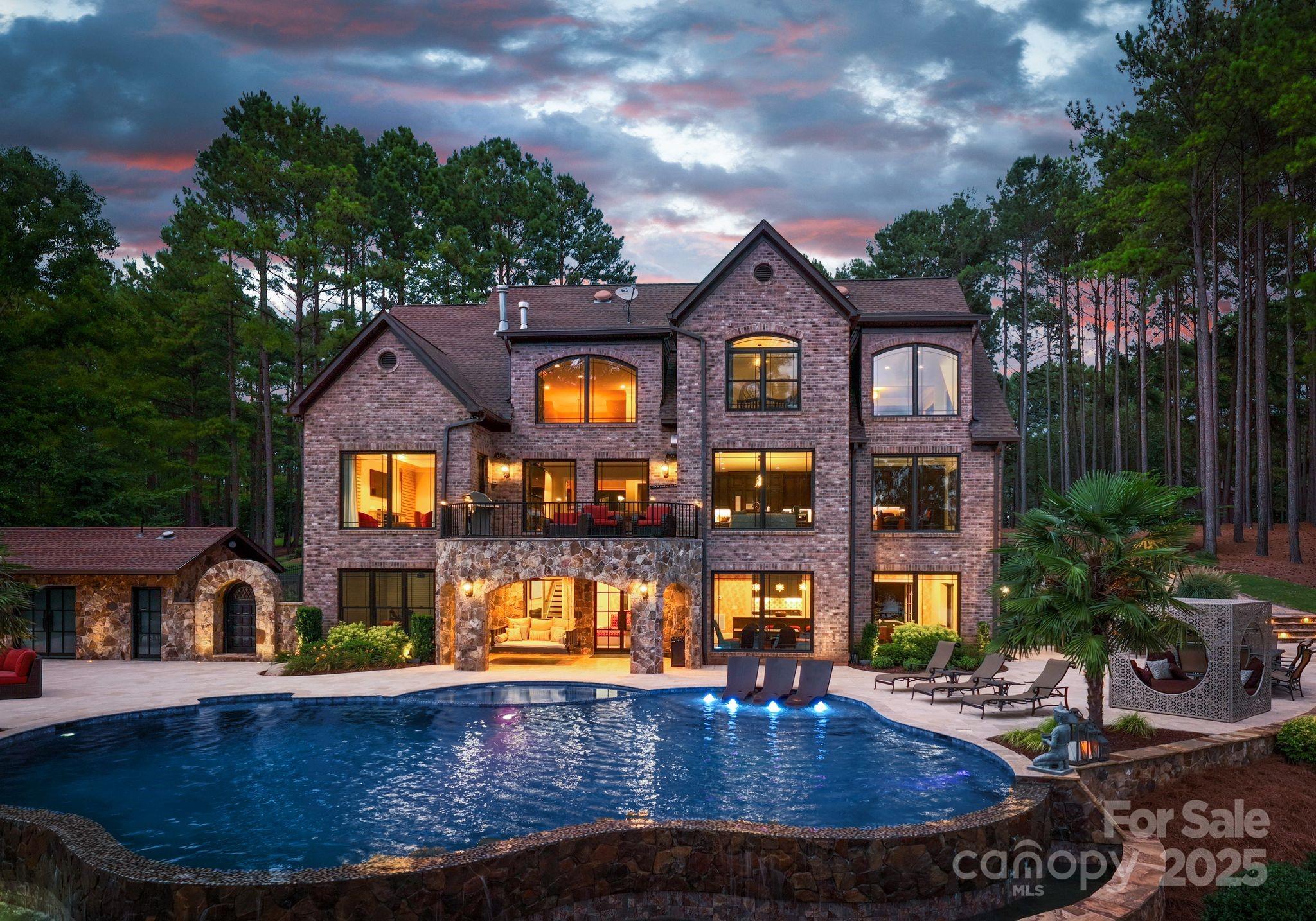 1220 Broadside Road
