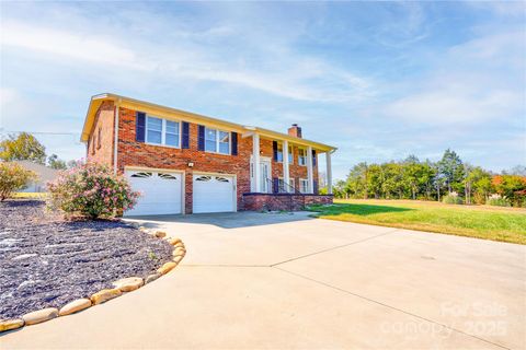 1033 College Avenue Shelby NC 28152