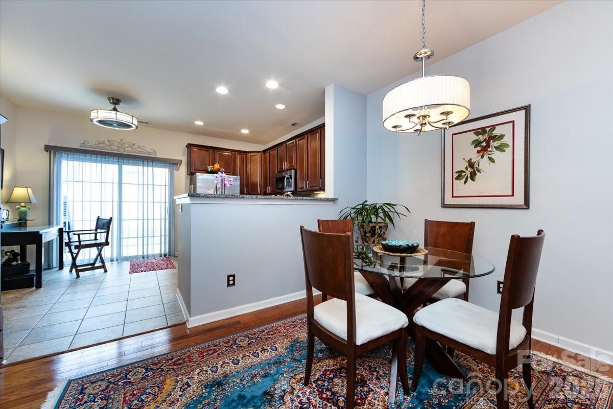 Adare Townhomes - Residential