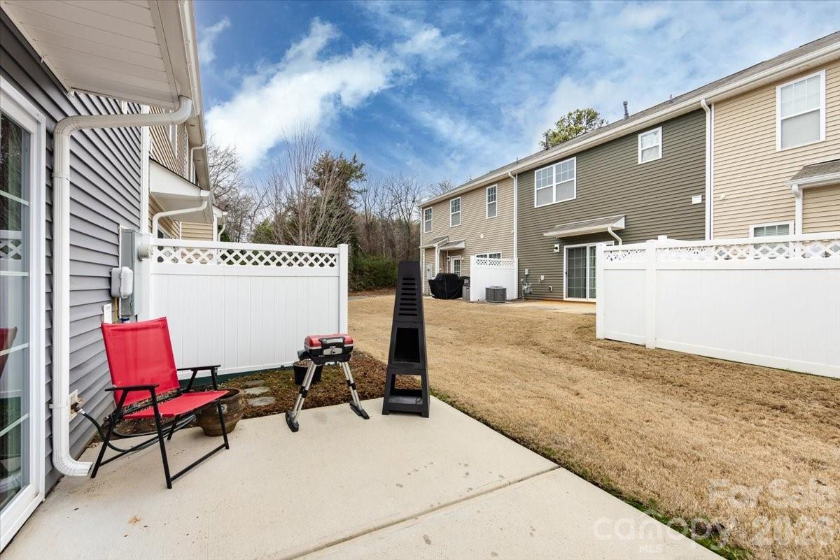 Adare Townhomes - Residential