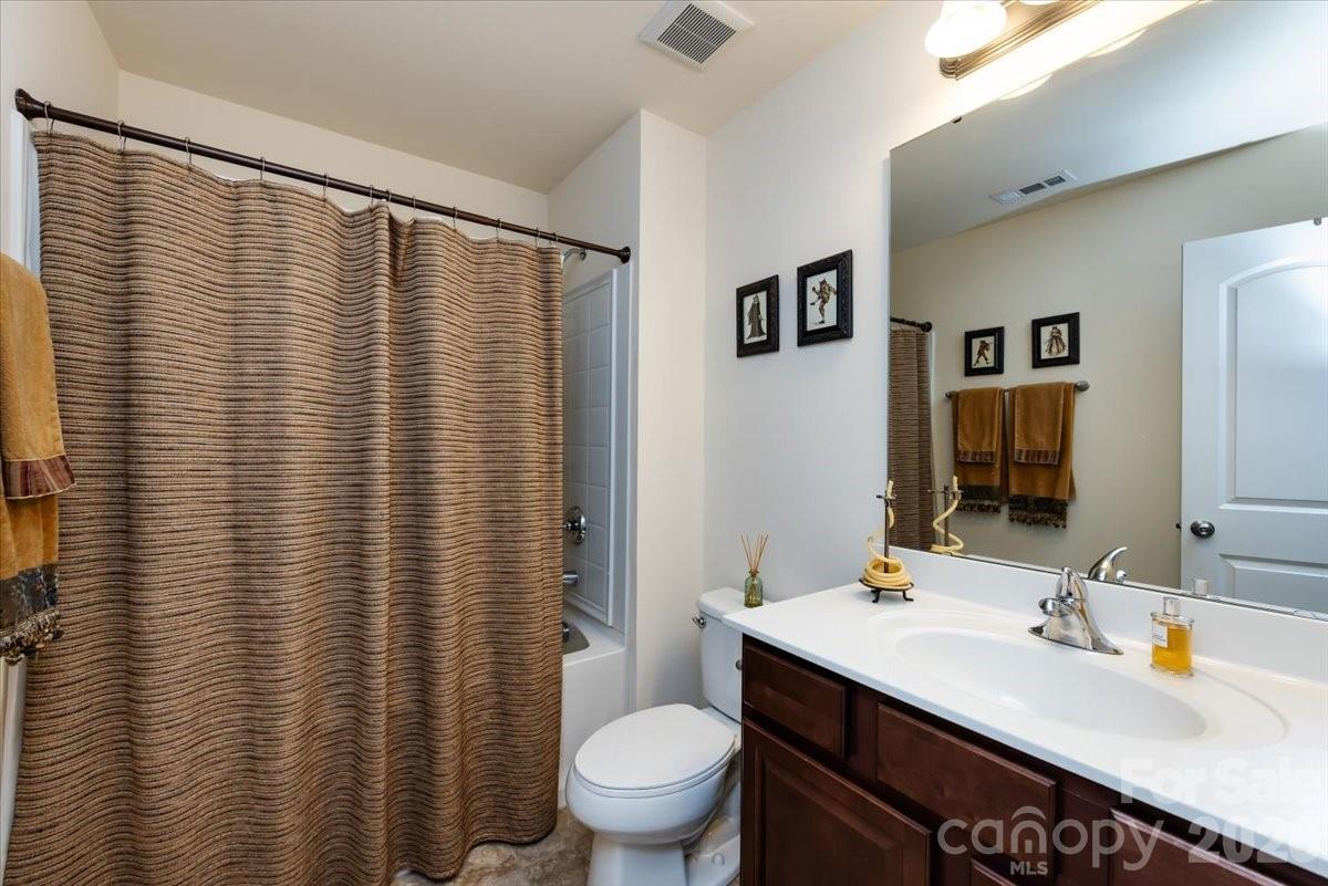 Adare Townhomes - Residential