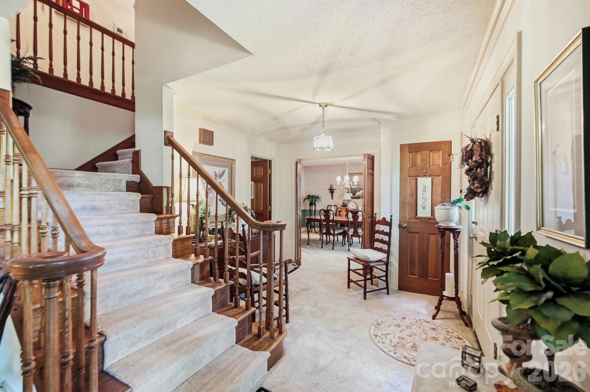 2504 Knights Court