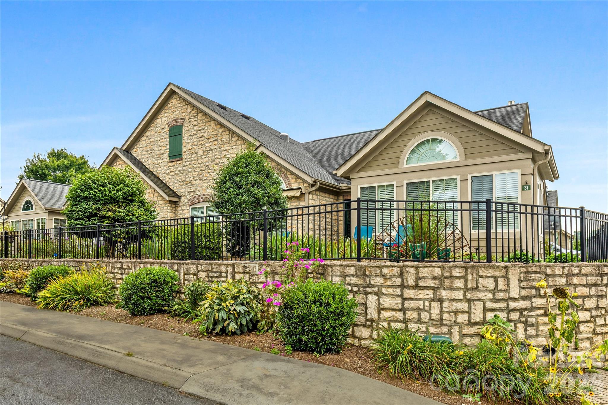 31 Braeburn Way