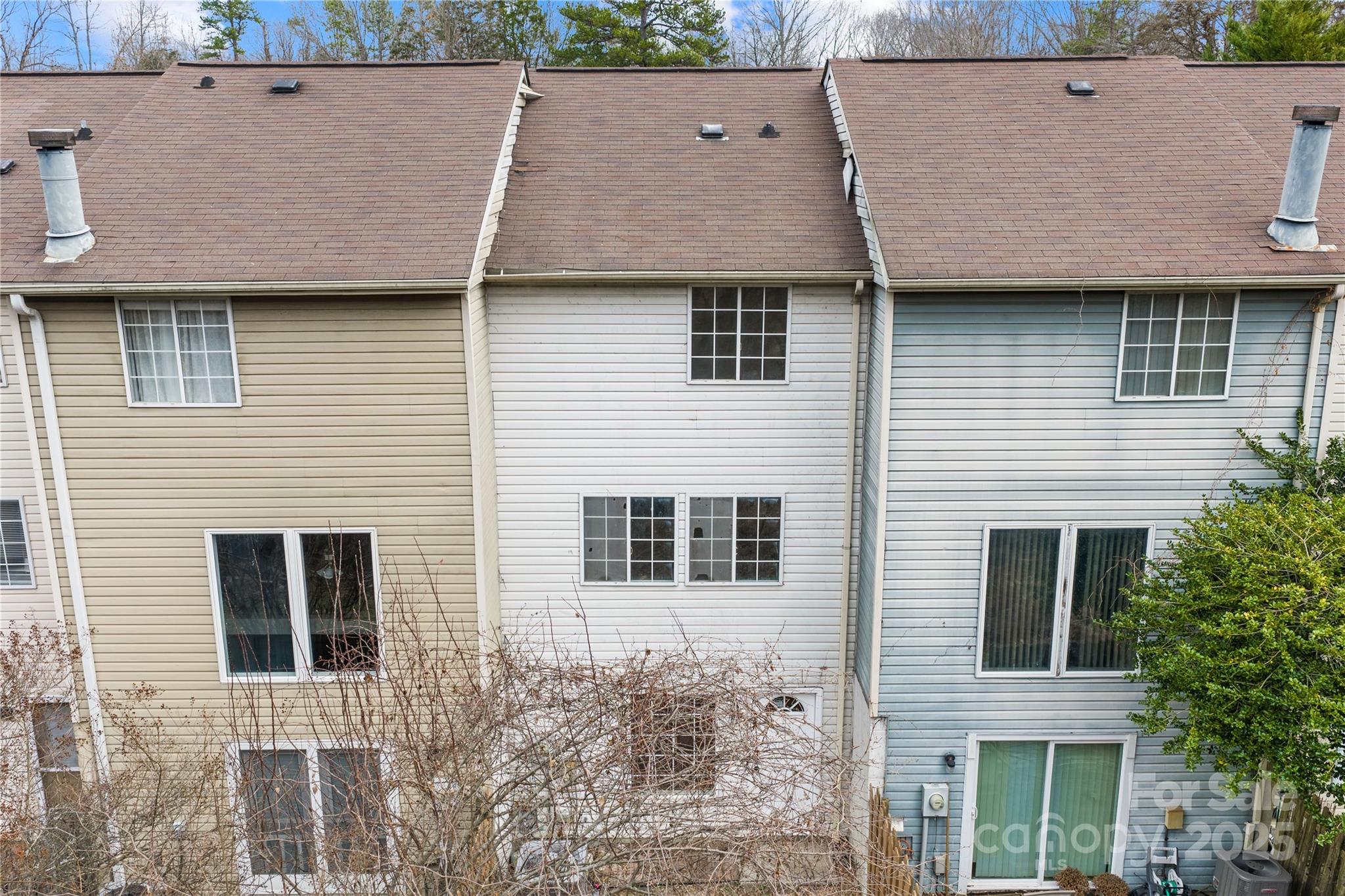 Waterford Townhomes - Residential