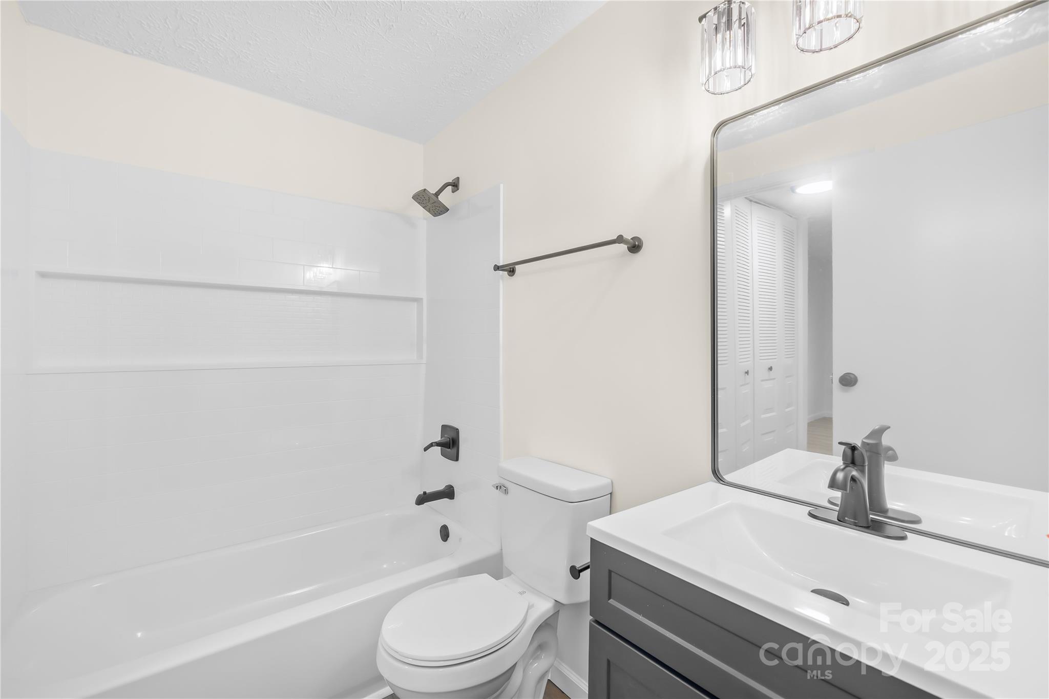 Waterford Townhomes - Residential