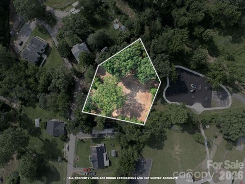 33 Reese Street 16-20 Asheville NC 28804