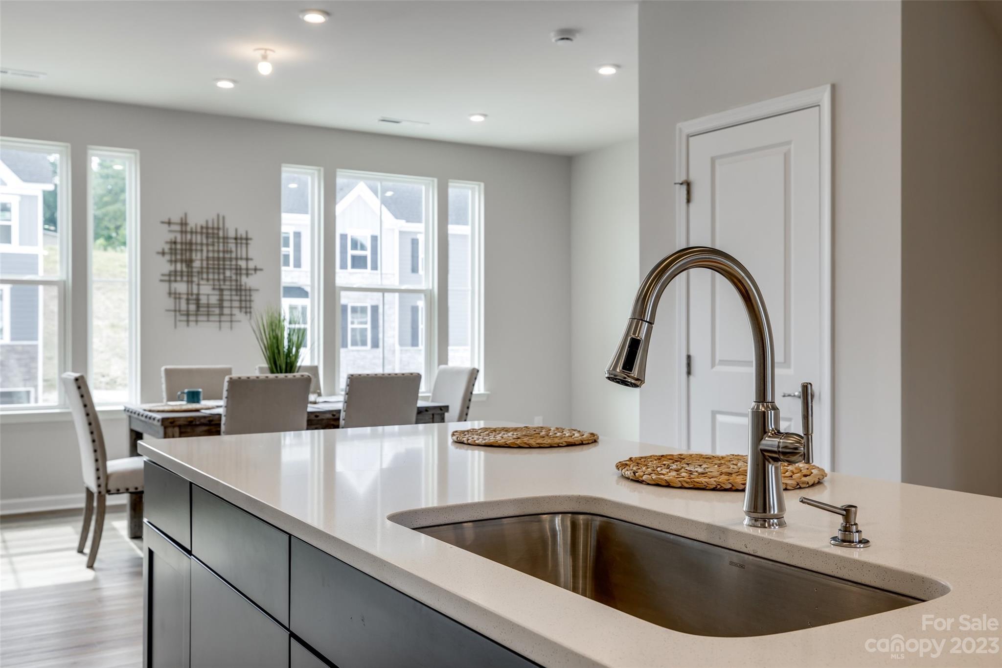 Trinity Townes - Residential