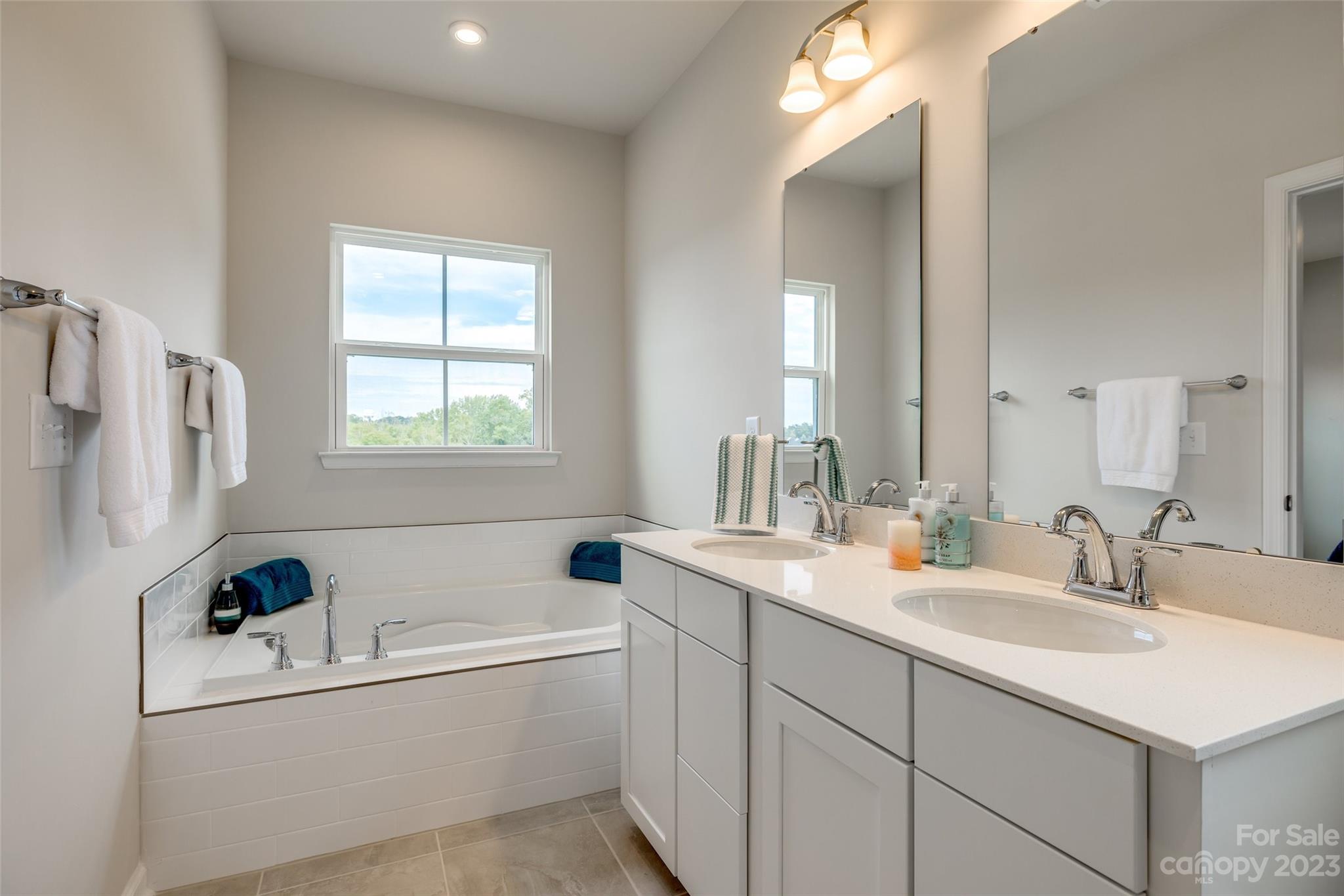 Trinity Townes - Residential