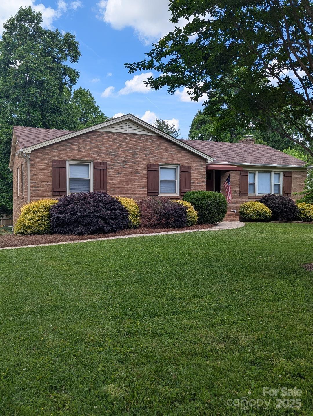 Charlotte, North Carolina 28210, United States, 4 Bedrooms Bedrooms, ,4 BathroomsBathrooms,Residential,Active,132446