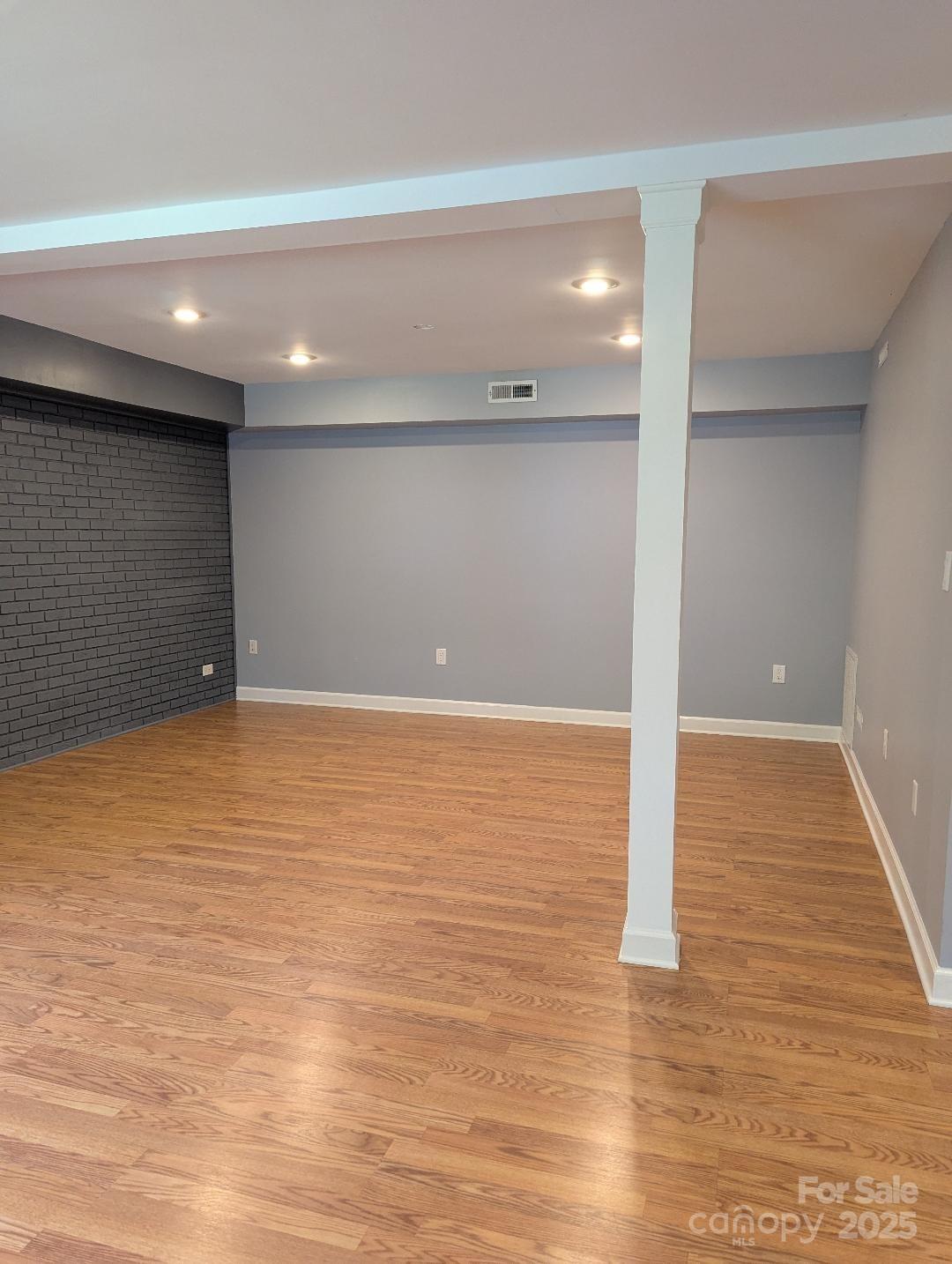 Charlotte, North Carolina 28210, United States, 4 Bedrooms Bedrooms, ,4 BathroomsBathrooms,Residential,Active,132446