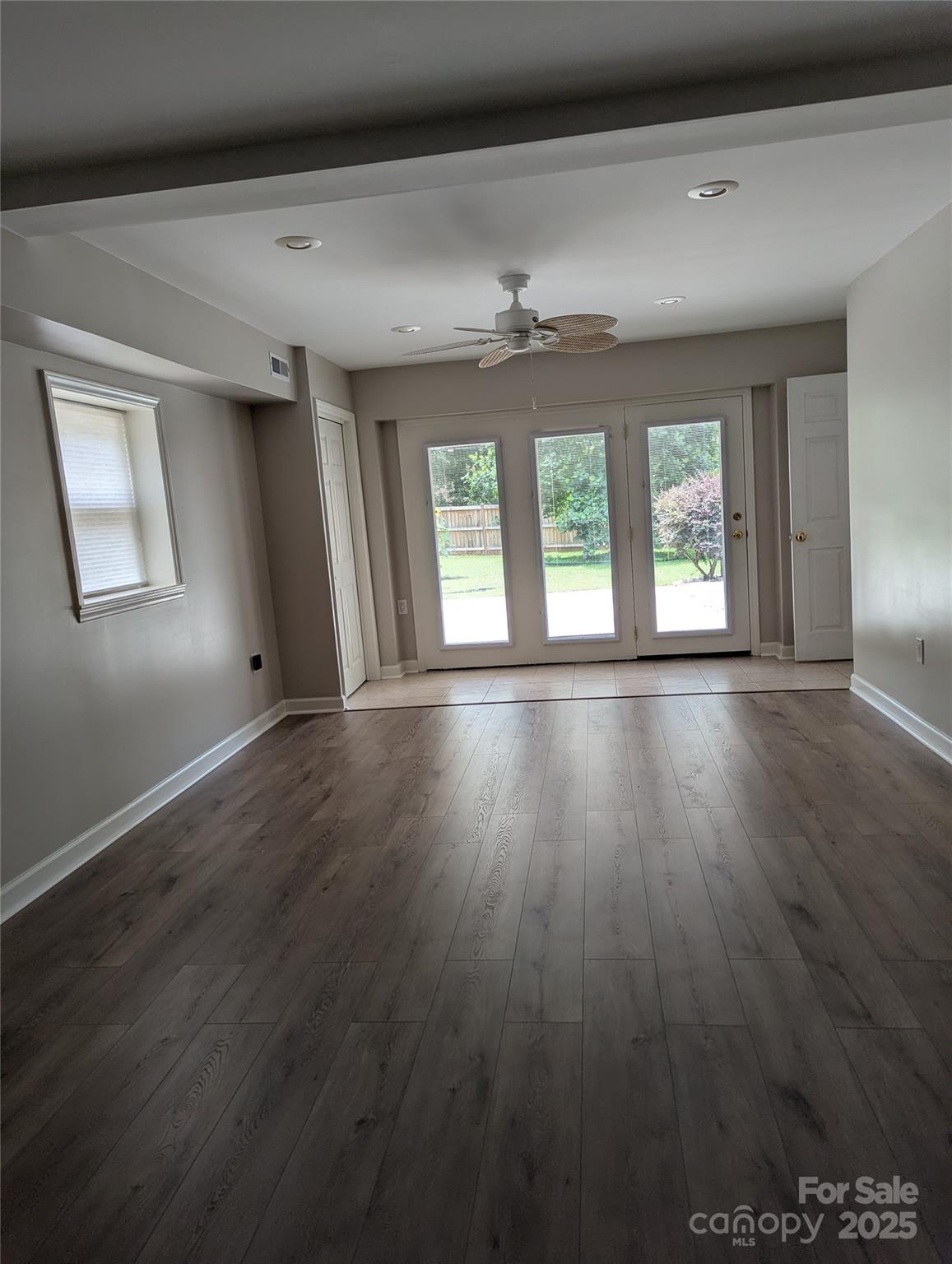 Charlotte, North Carolina 28210, United States, 4 Bedrooms Bedrooms, ,4 BathroomsBathrooms,Residential,Active,132446