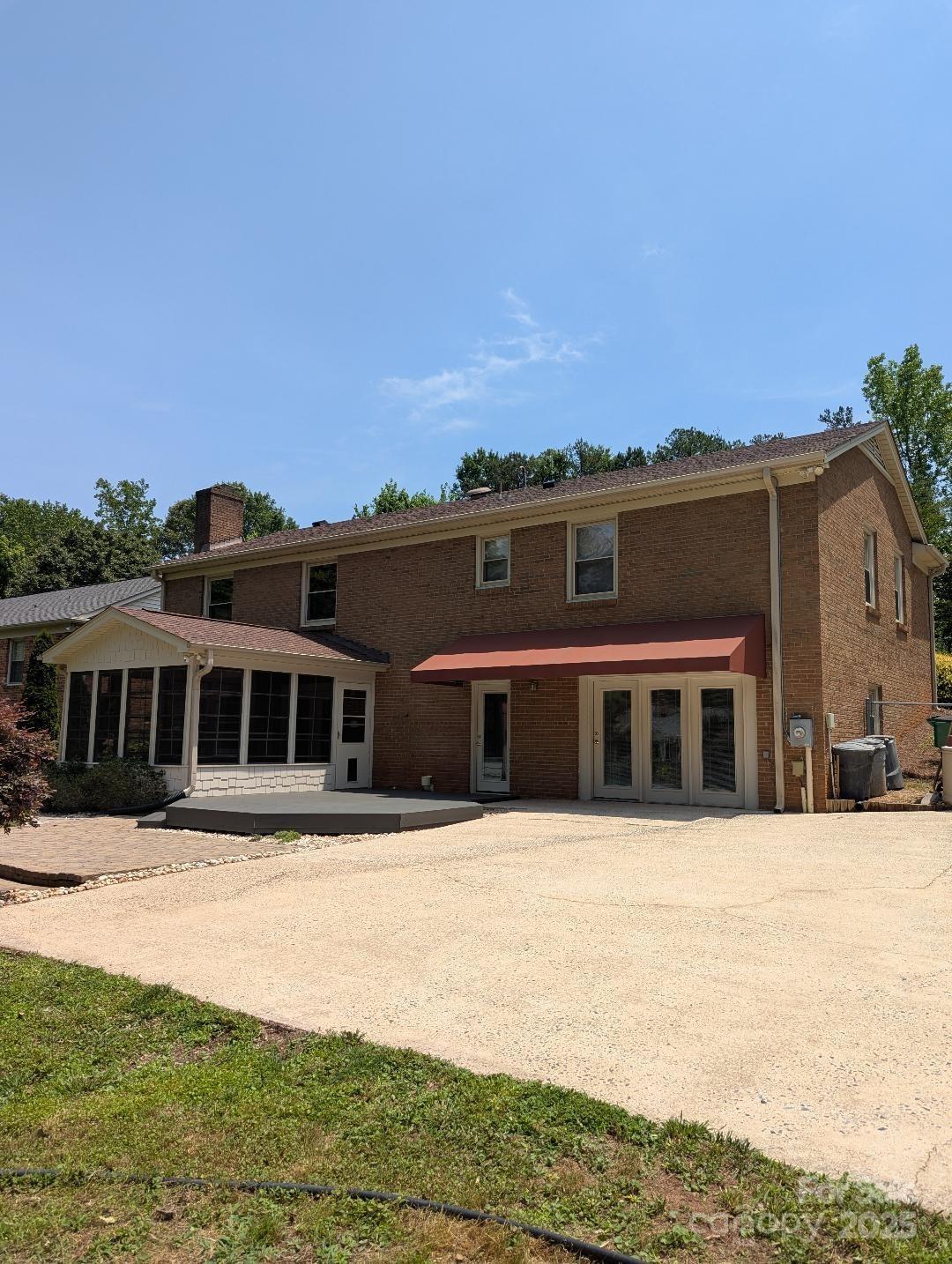 715 Gentry Place