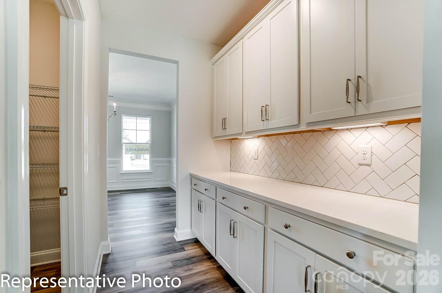 5080 McLaughlin Loop