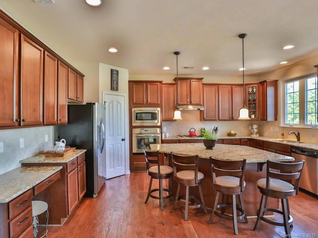 Wellington Chase - Residential