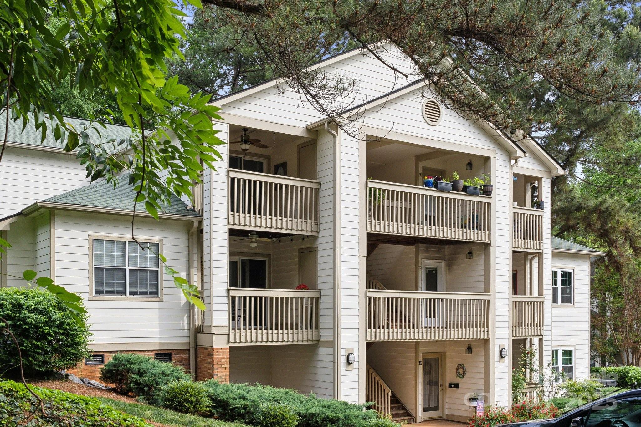 Churchill Downs - Residential