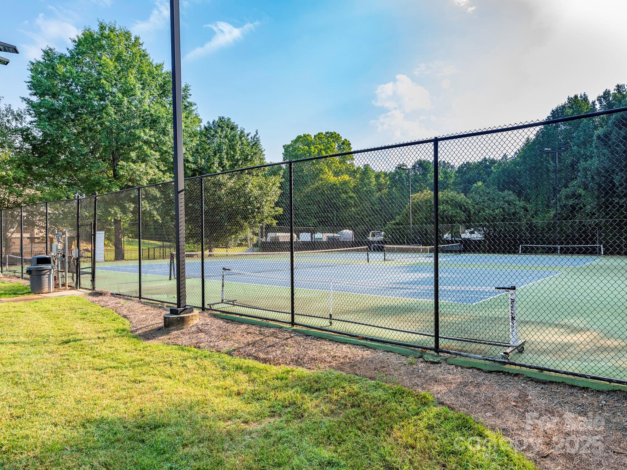 Knightsbridge - Residential