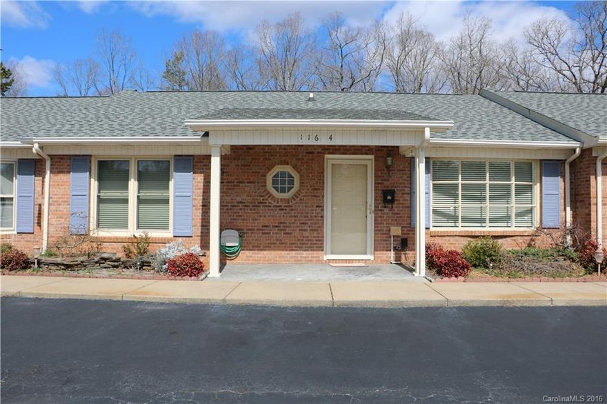 2 br 2 ba townhouse w/great floor plan. Lg master br w/walk in closet & whirlpool tub. Hall bath has shower, laundry conv. located in hall closet. 2nd br has walk in closet. Wonderful glassed sunroom offers view of backyard & patio. Bonus. This unit has additl. 1/4 ac lot behind unit with wired storage building w/carport. Perfect for a boat or other toyl A one yr AHS warranty included. Must See.