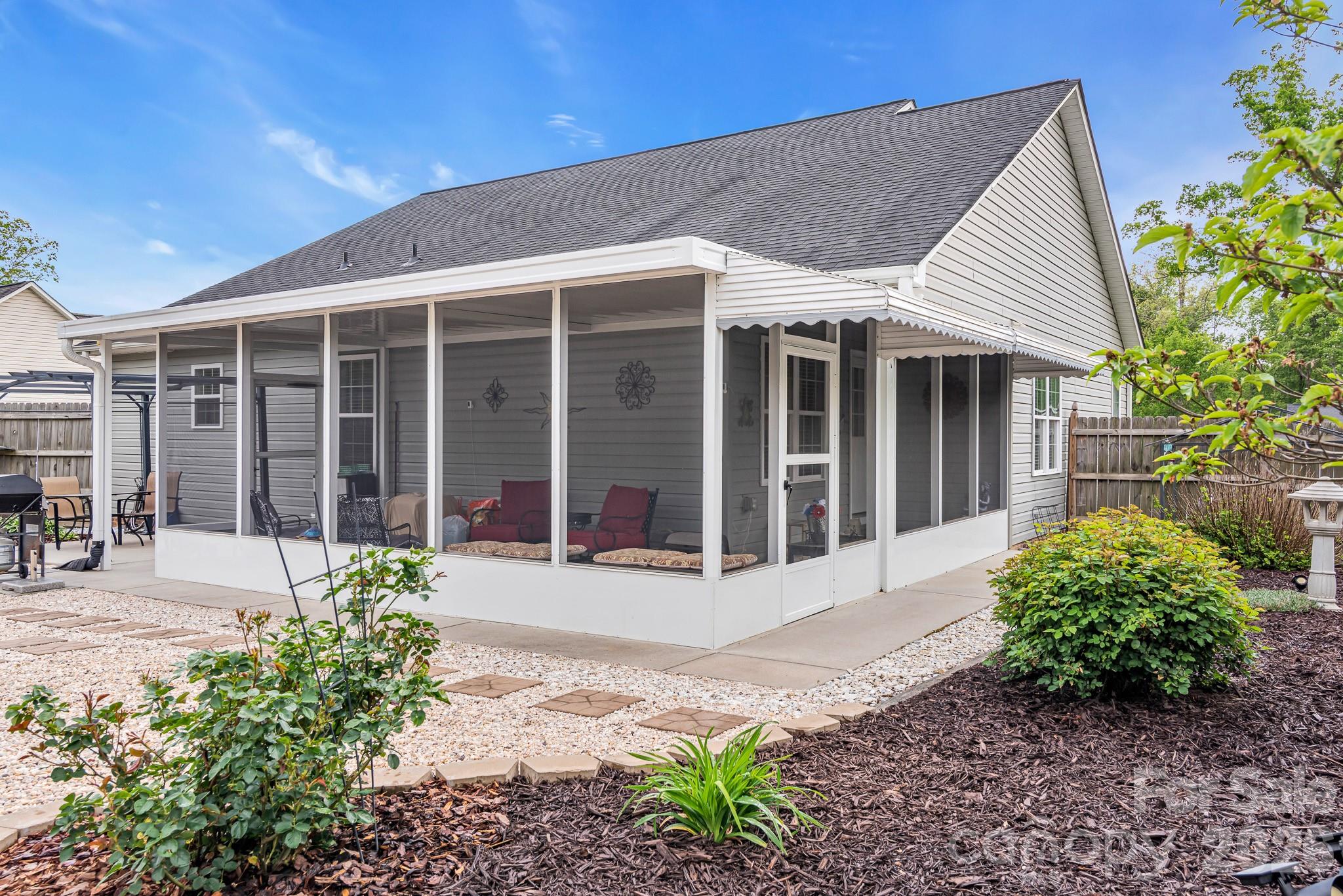 Shady Creek - Residential