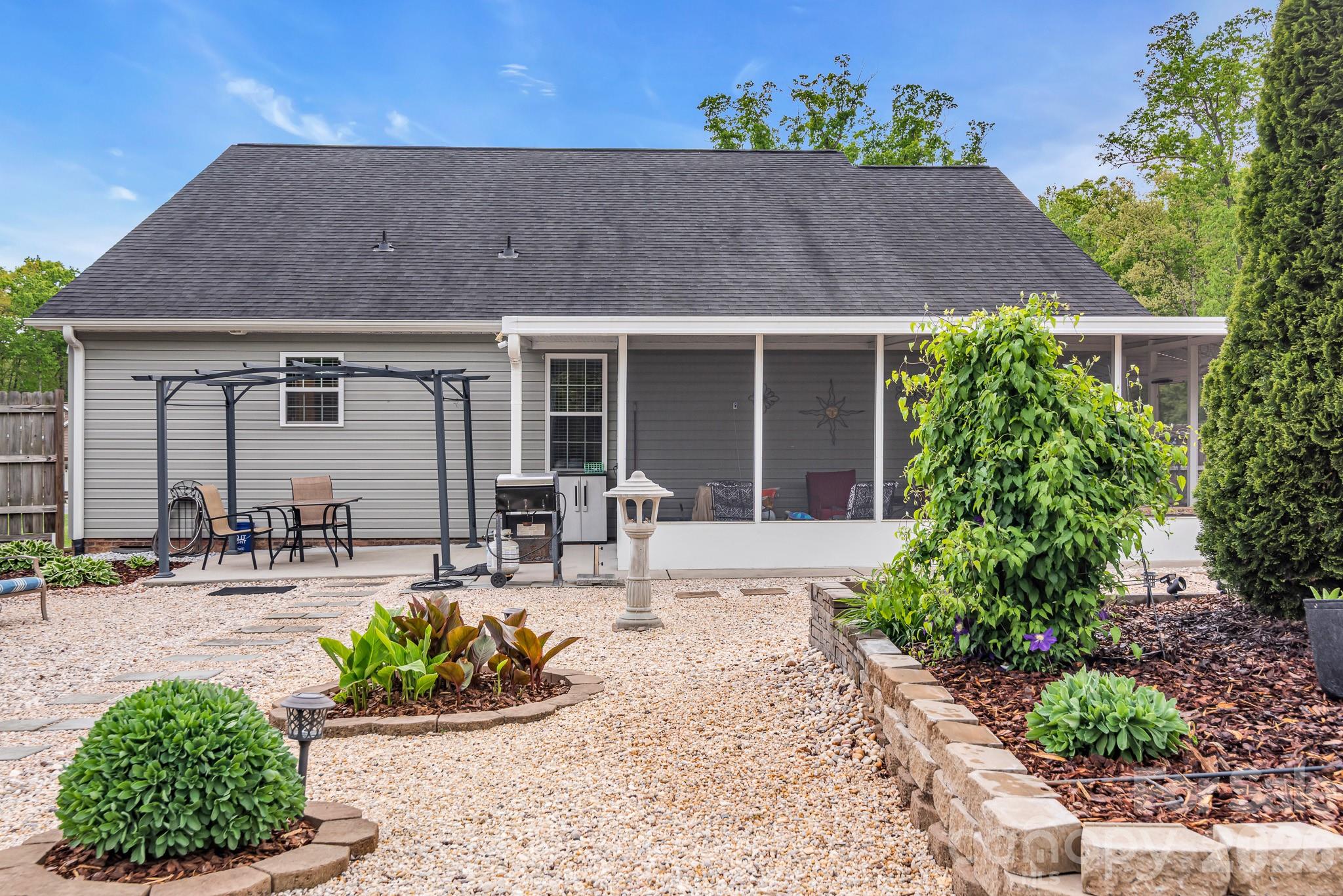 Shady Creek - Residential