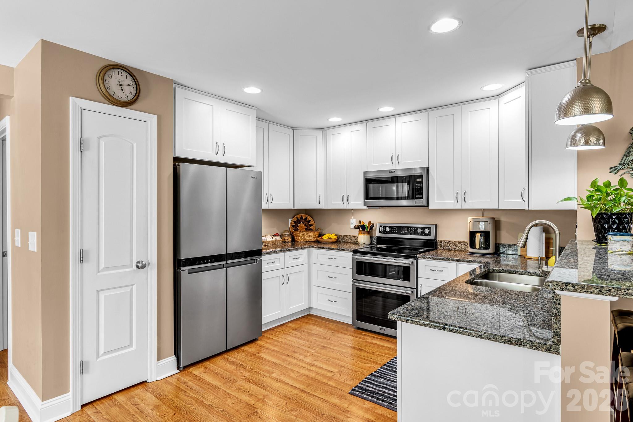 Shady Creek - Residential