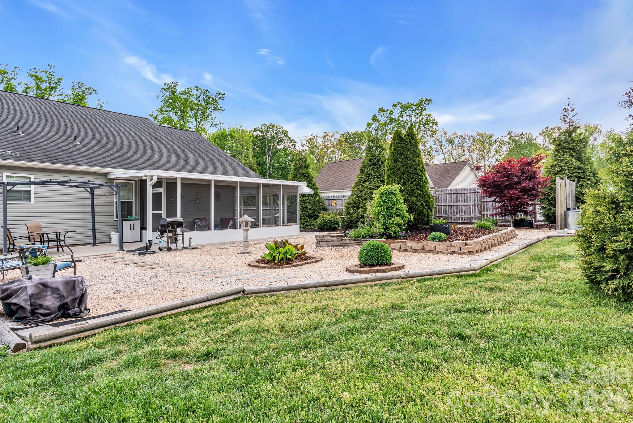 Shady Creek - Residential