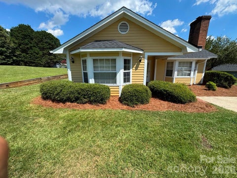 Photo of 2914 Huckleberry Hill Drive, Fort Mill, SC 29715 (MLS # 4398954)