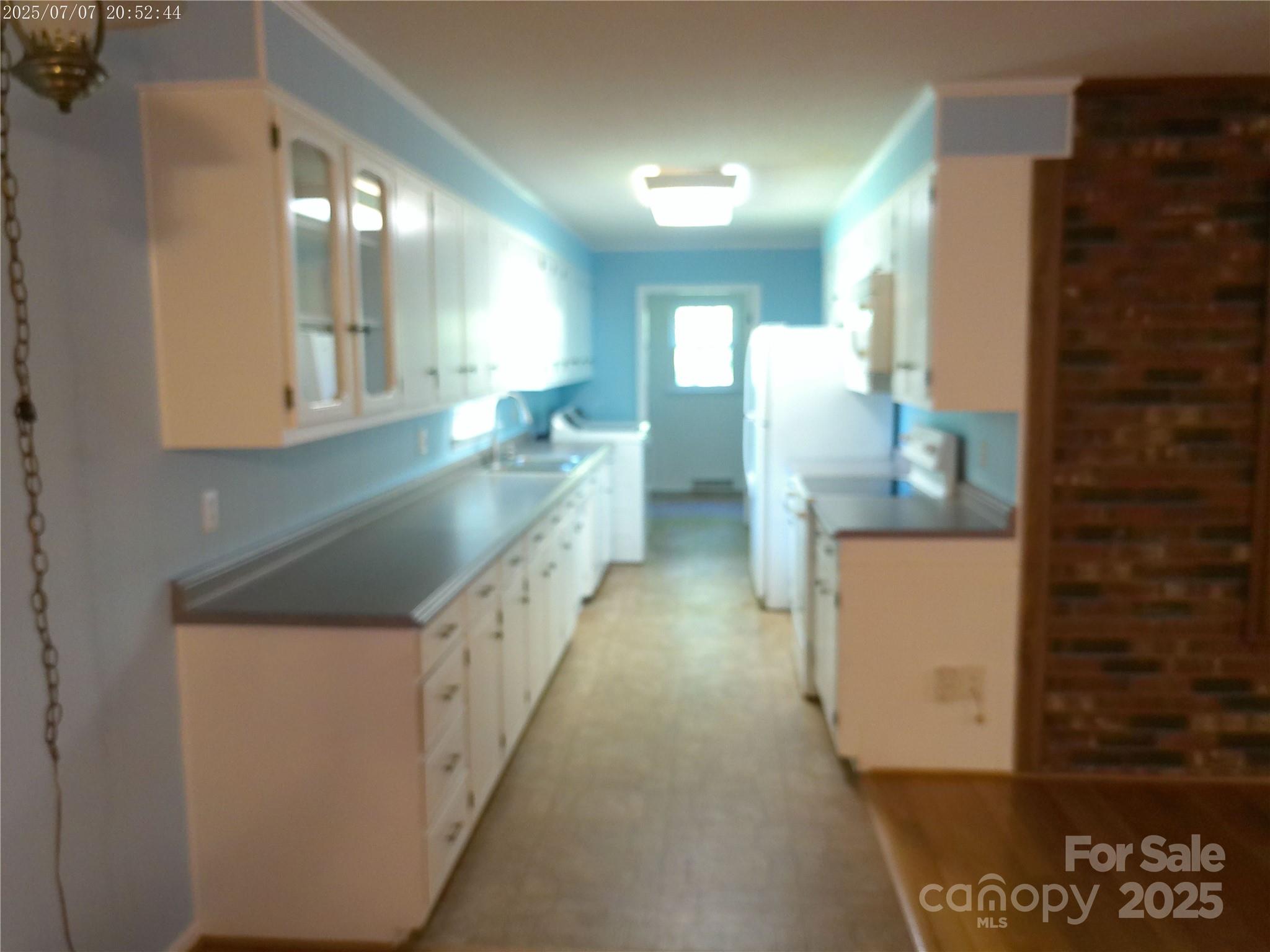 315 Terrace Place 9