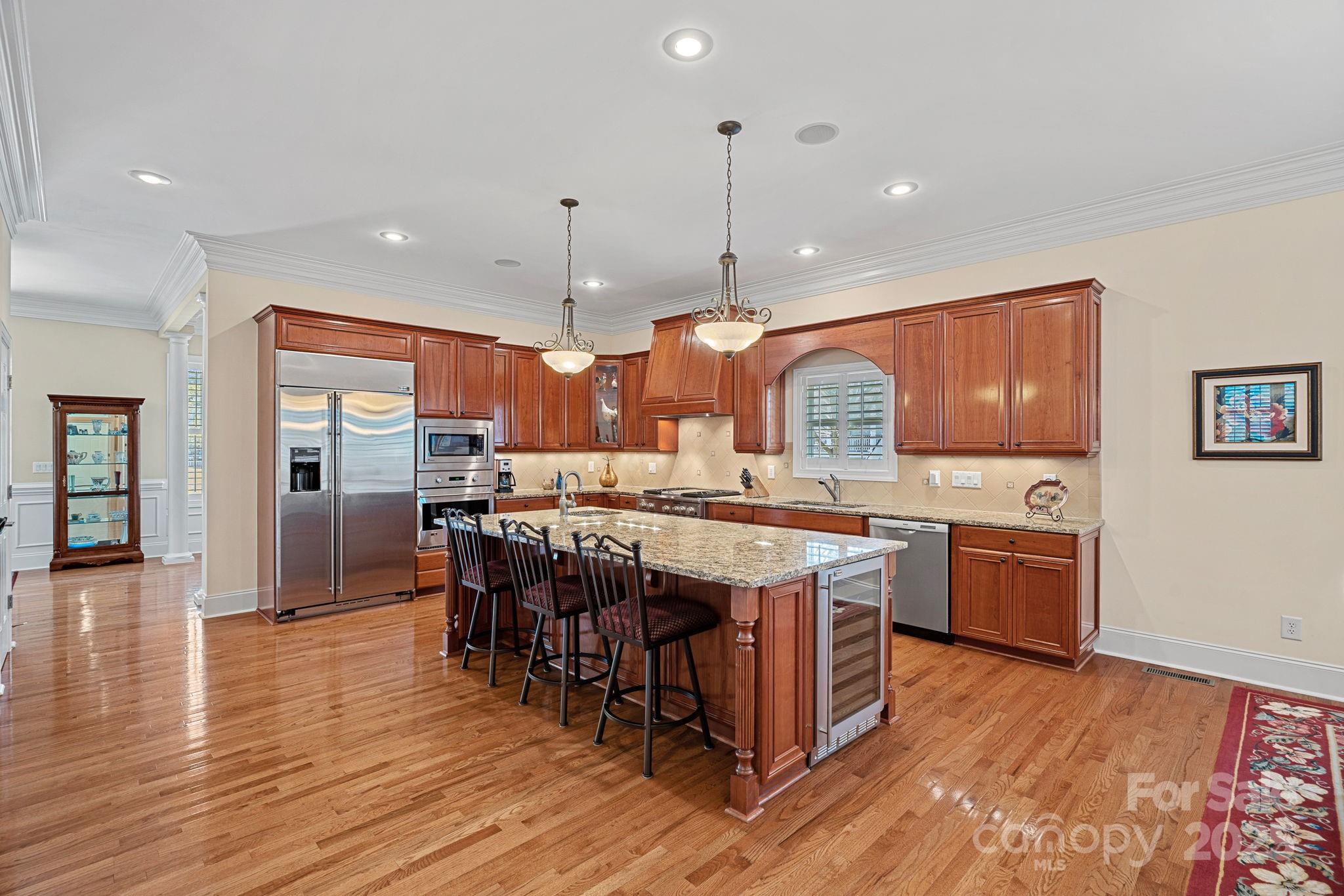 9803 Tree Canopy Road