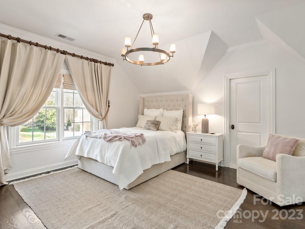 Longview - Residential