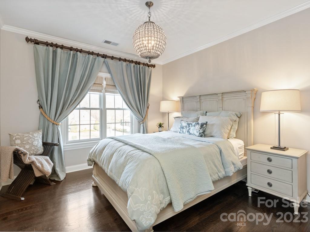 Longview - Residential