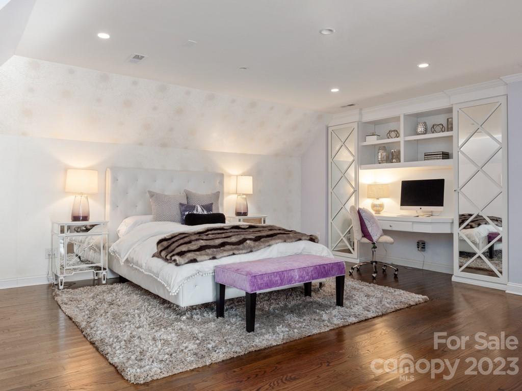 Longview - Residential