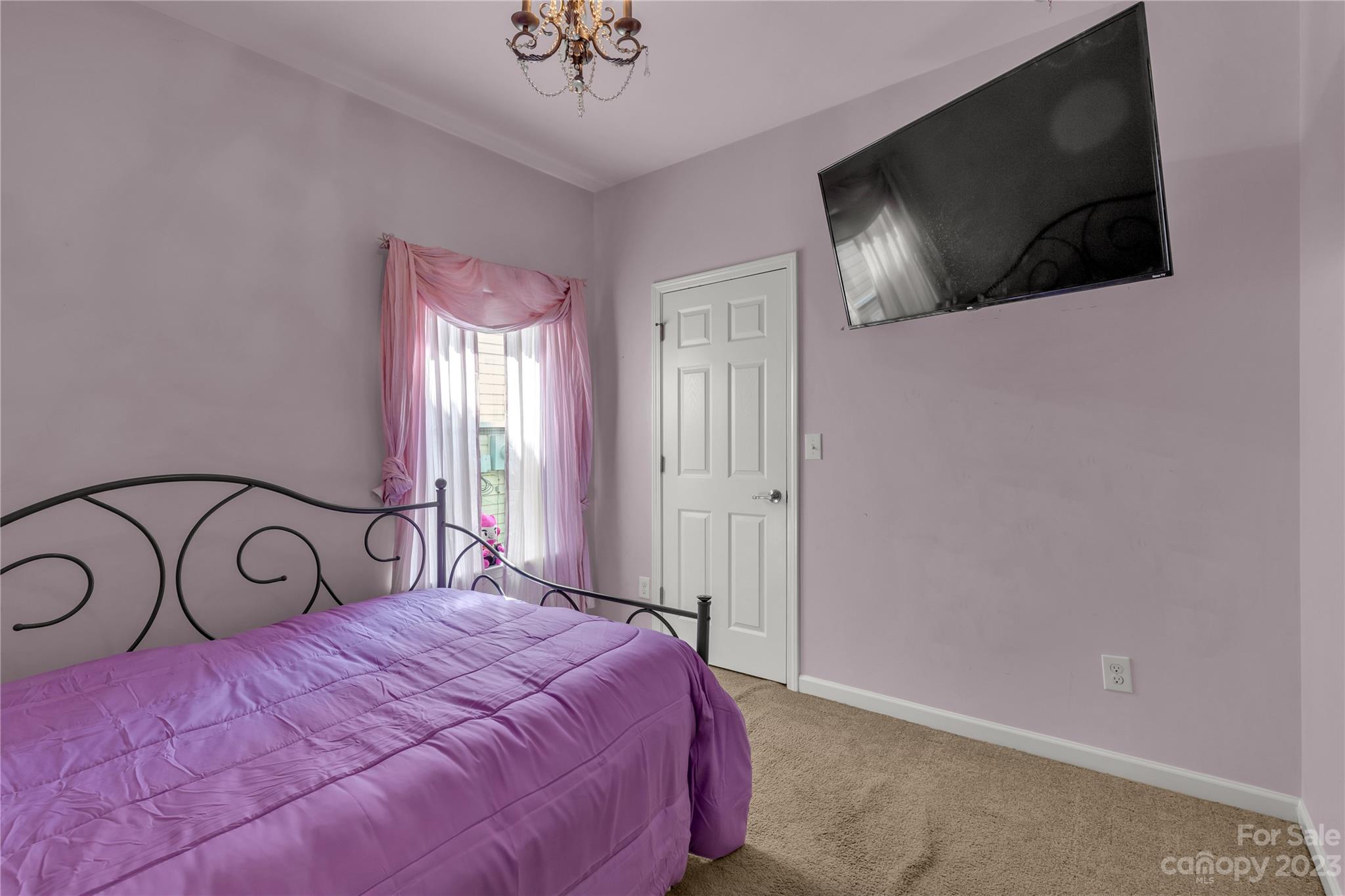 Newport Lakes - Residential