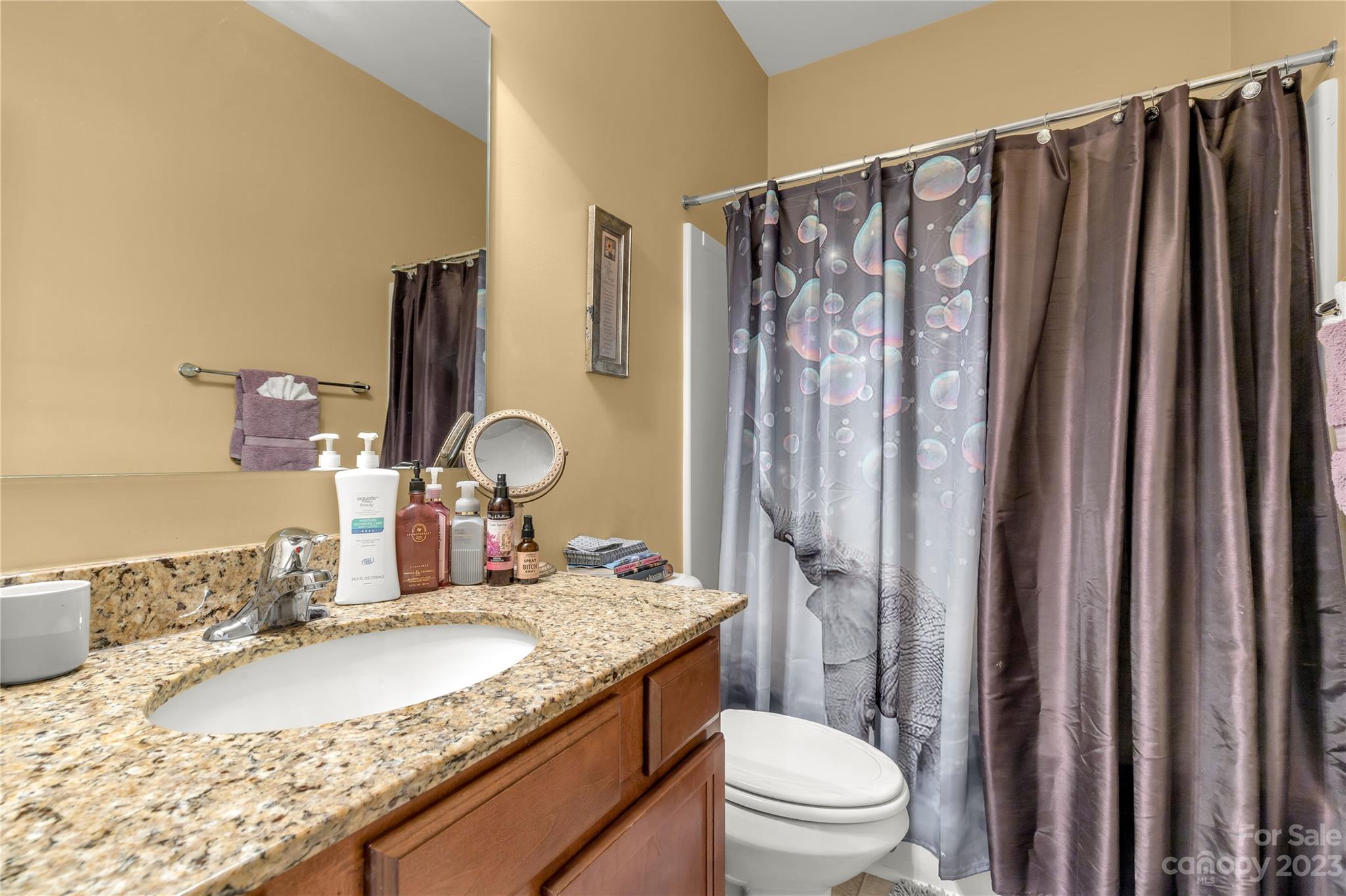 Newport Lakes - Residential