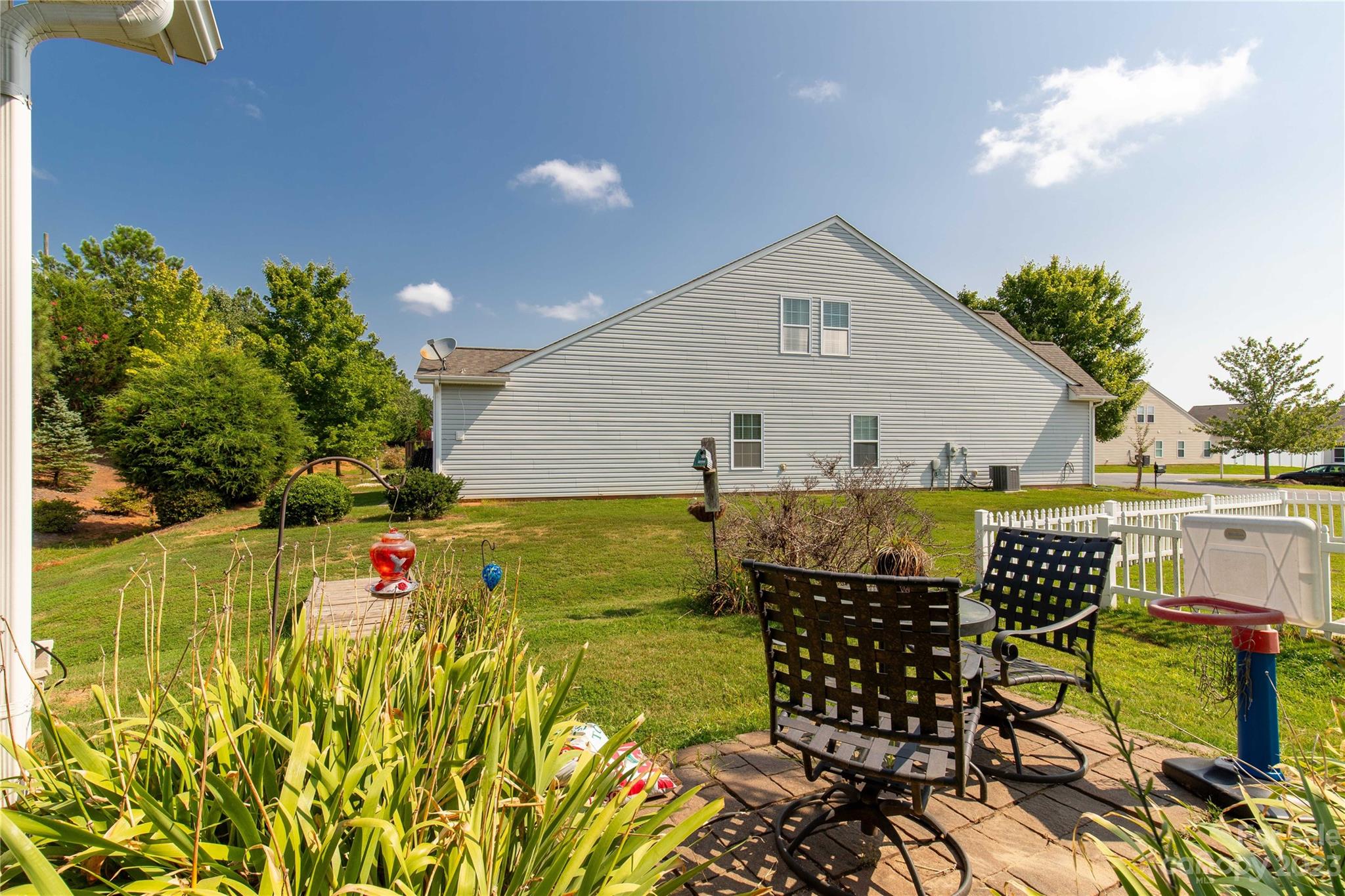 Newport Lakes - Residential