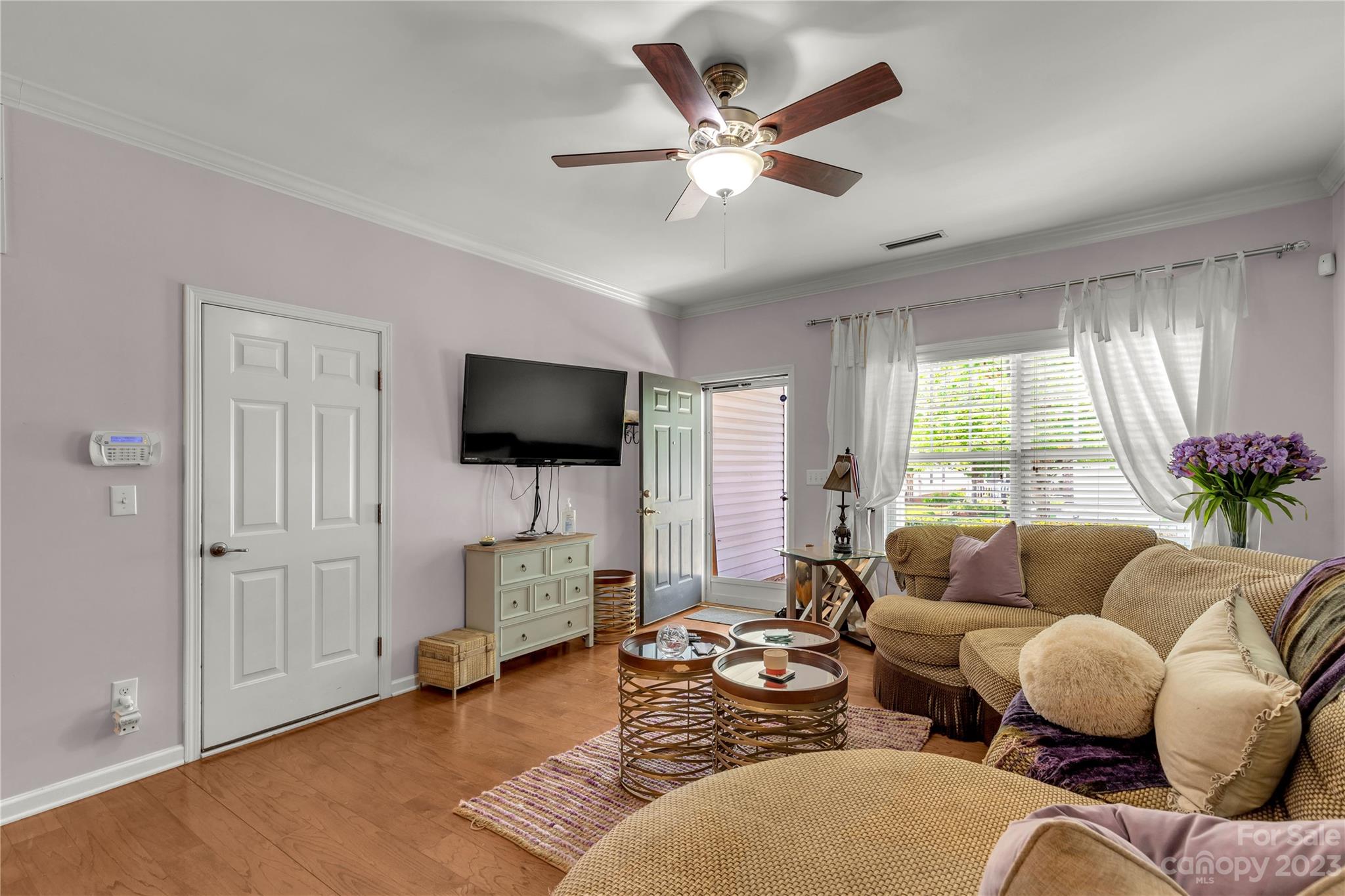 Newport Lakes - Residential