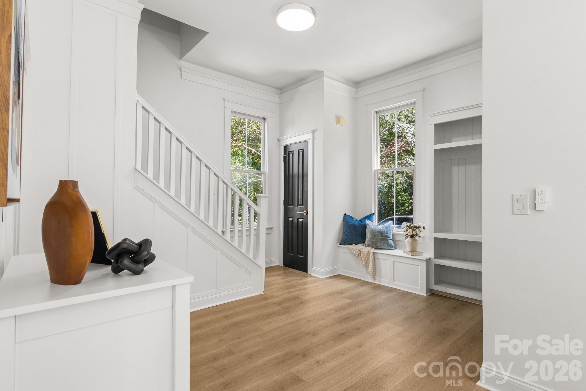 361 Elis Way