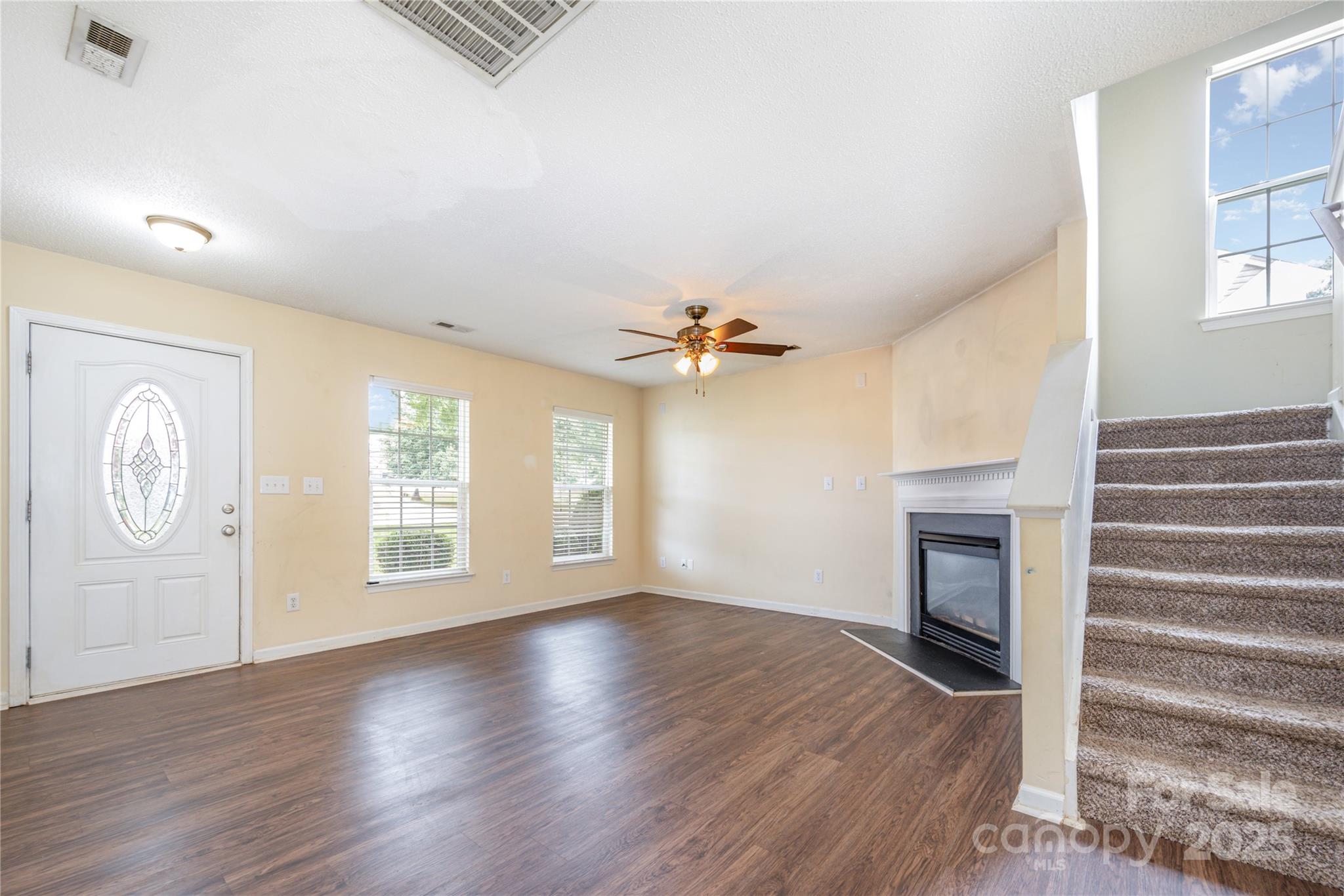 5209 Moonlight Trail SW
