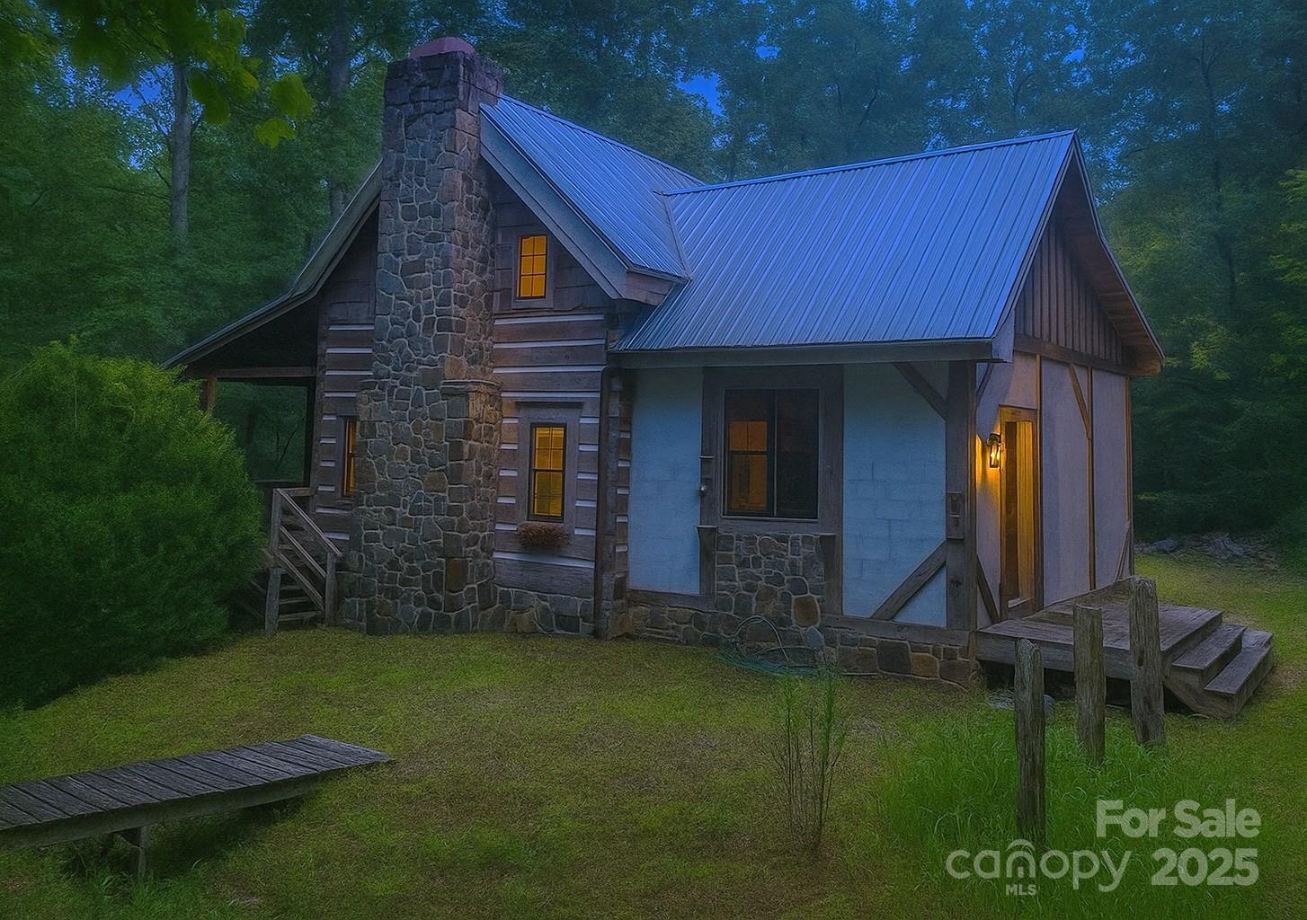 459 Old Yellow Mountain Road